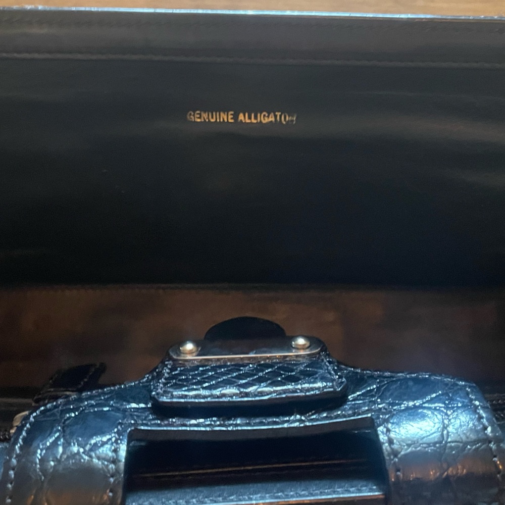 Black Wilkes Bashford Genuine Leather Purse - Picture 6 of 7